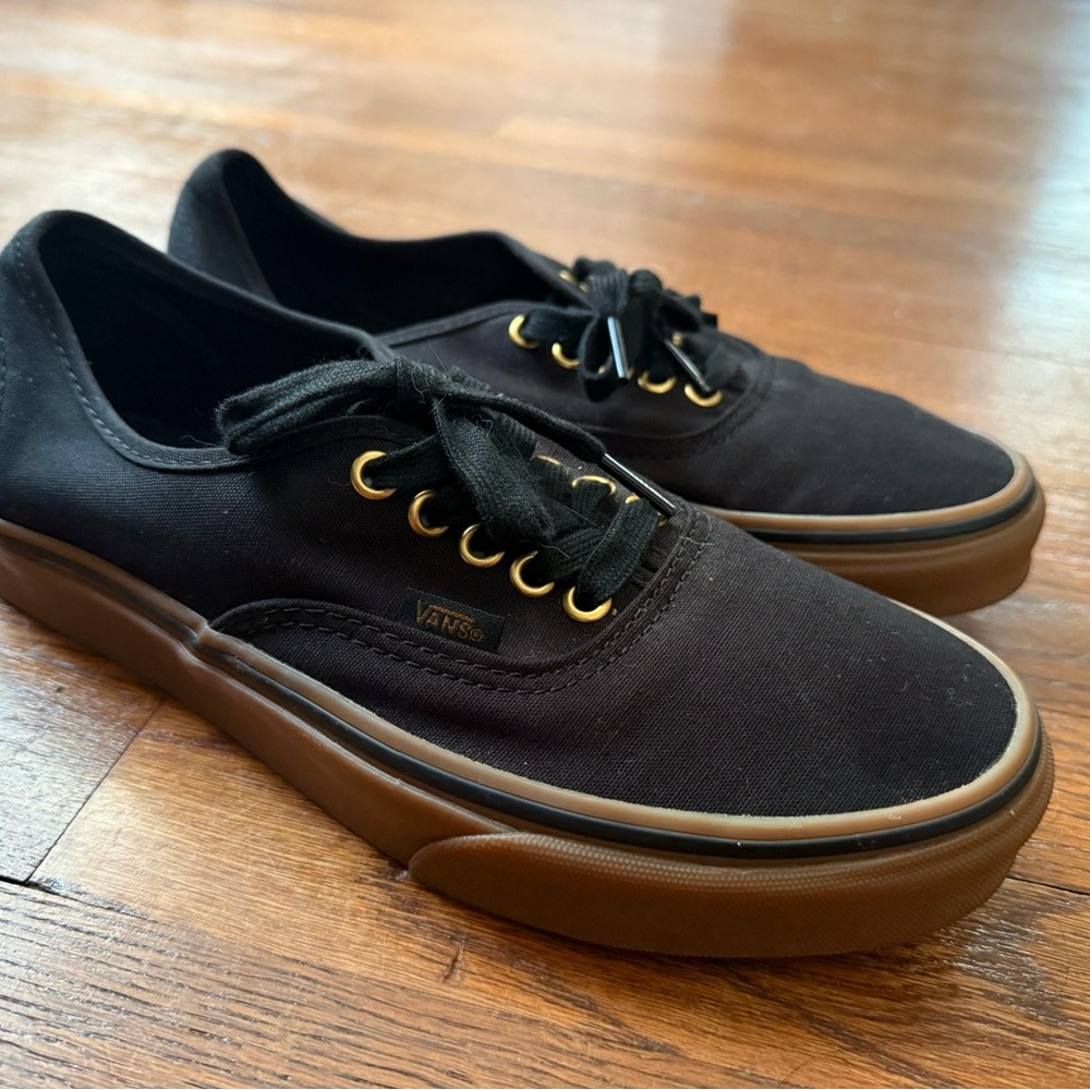 Vans unisex Black and Brown Canvas Sneakers